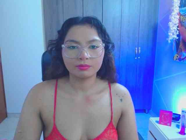 YourMaddy webcam