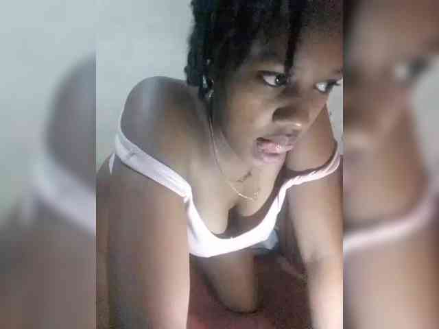 NastyReina webcam