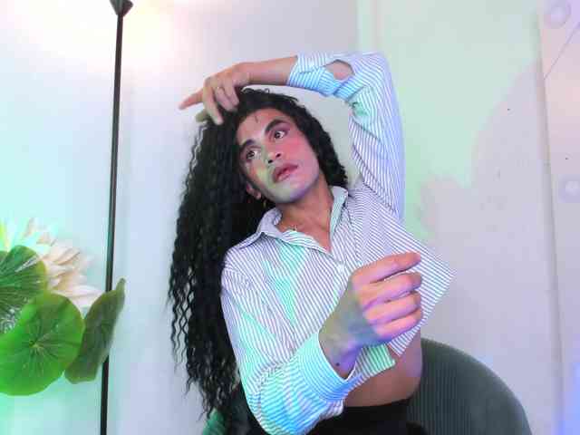 hannielvega Live Webcam on BongaCams