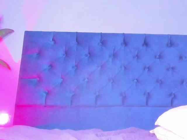 hannielvega Live Webcam on BongaCams