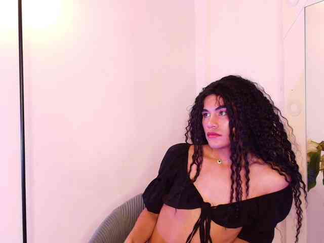 hannielvega Live Webcam on BongaCams
