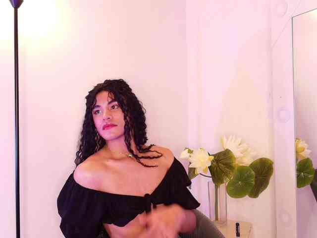 hannielvega Live Webcam on BongaCams