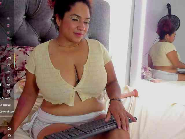 sirenabigboobs webcam