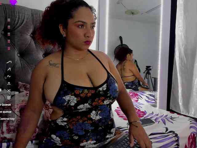 sirenabigboobs webcam