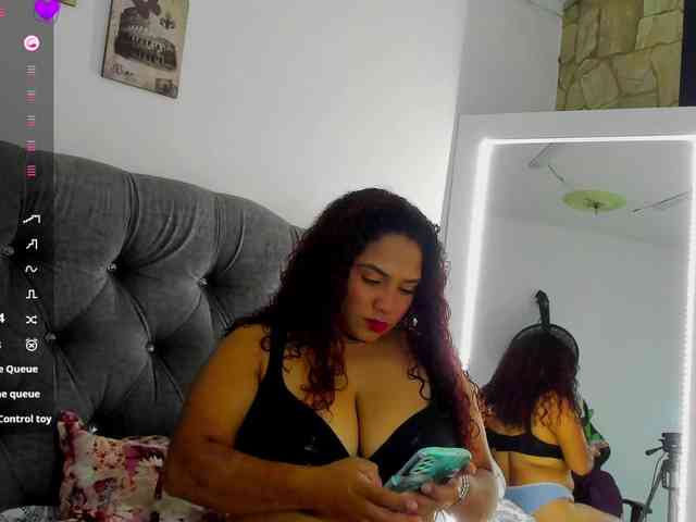 sirenabigboobs webcam