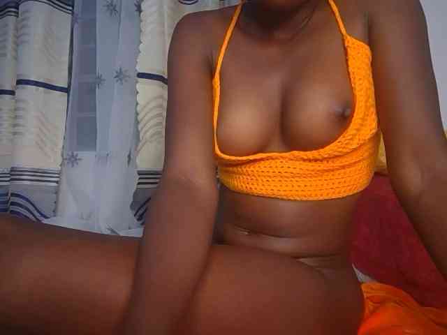 ValvetEllie webcam