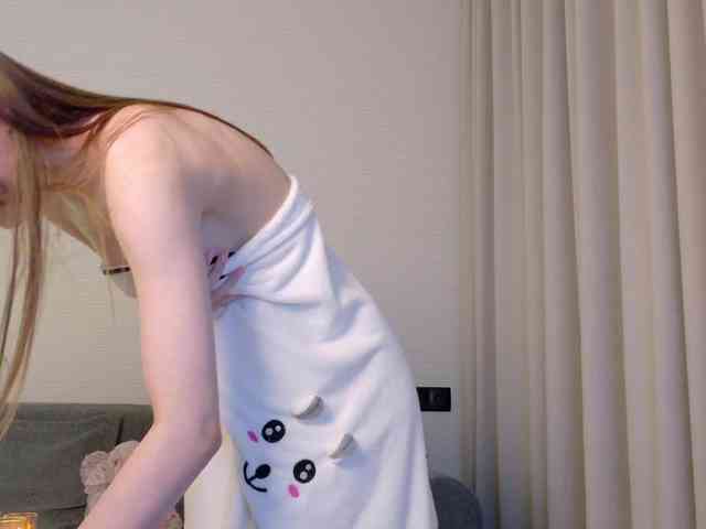 Sweet-Mila webcam