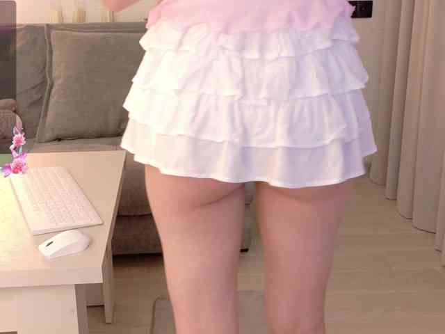 Sweet-Mila webcam