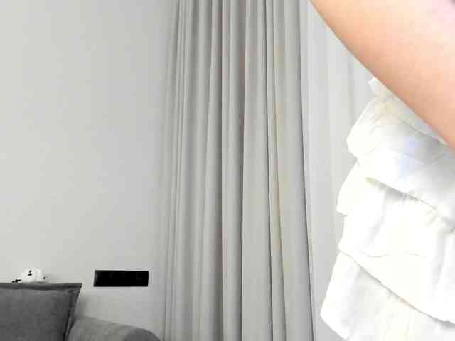 Sweet-Mila webcam