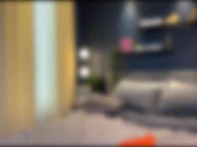 EstherGrays webcam