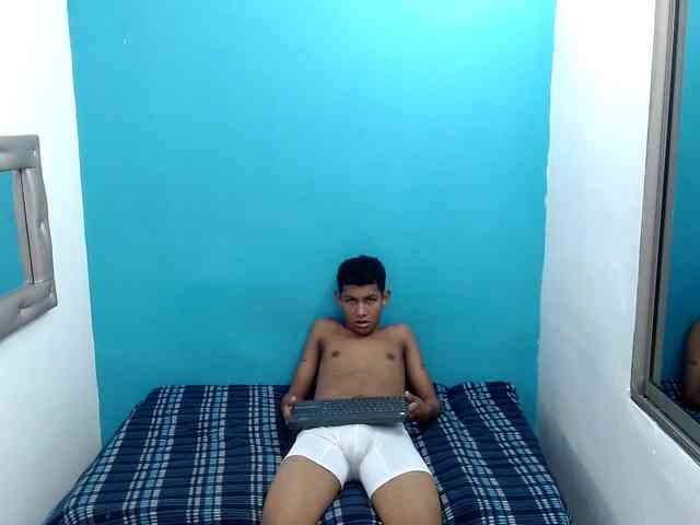 boyspleasure69 Live Webcam on BongaCams