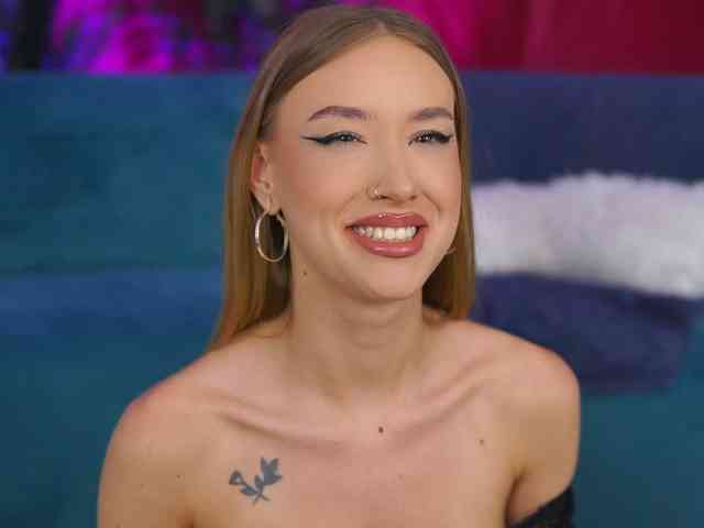 free adult chat room MaryJWatson