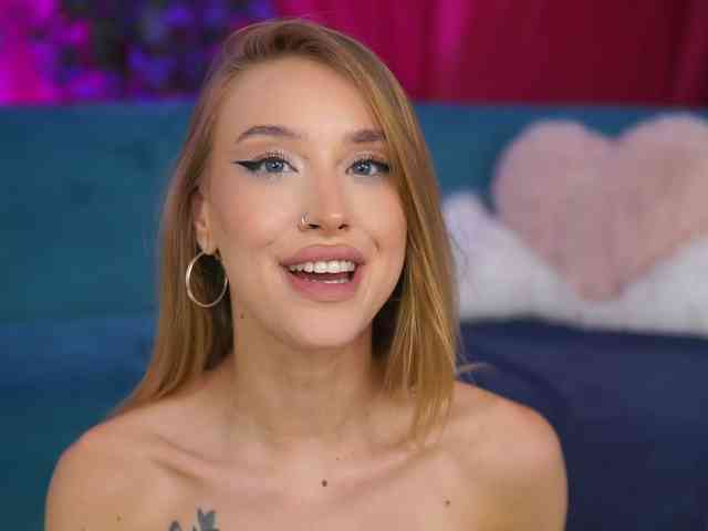 MaryJWatson webcam