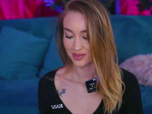 MaryJWatson webcam