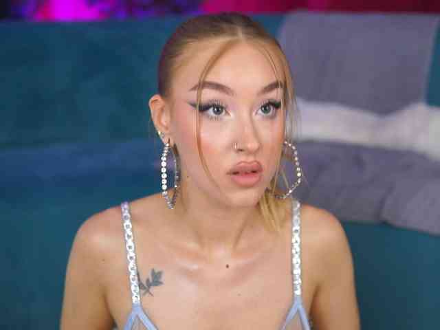 cam live adult MaryJWatson