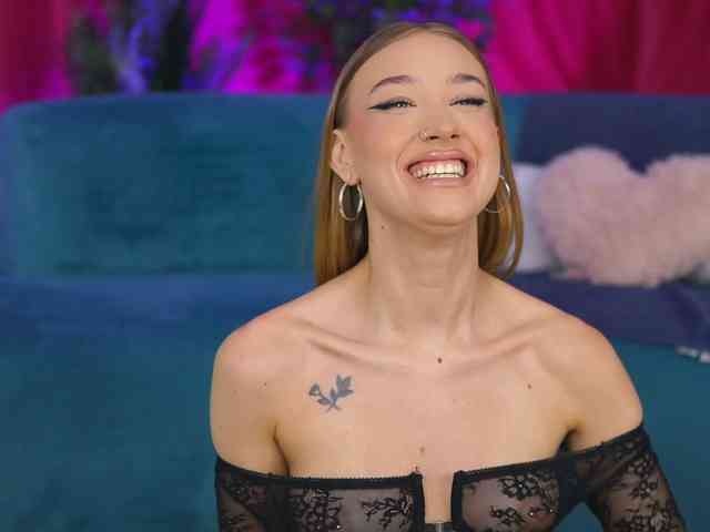 MaryJWatson webcam