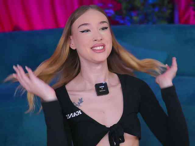 MaryJWatson webcam