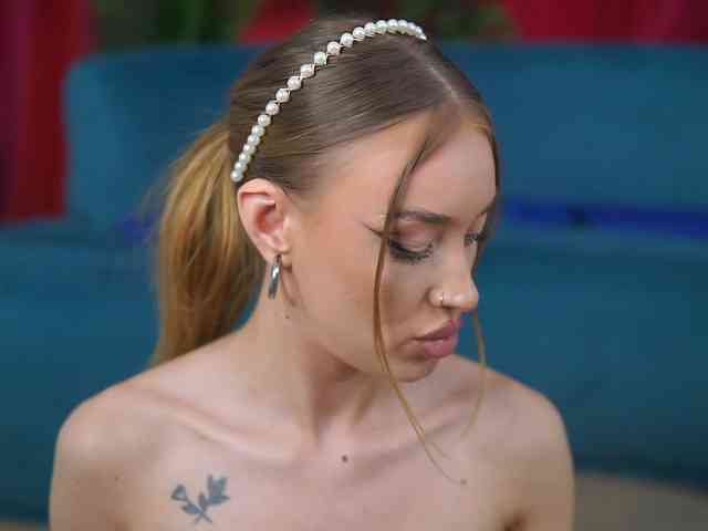 MaryJWatson webcam