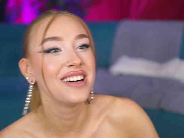 MaryJWatson webcam