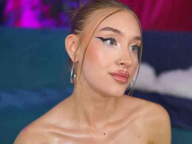 MaryJWatson webcam