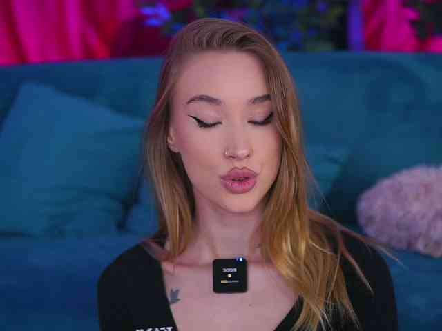 MaryJWatson webcam