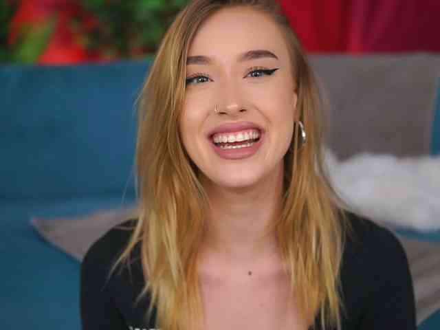 MaryJWatson webcam