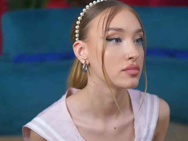 MaryJWatson webcam