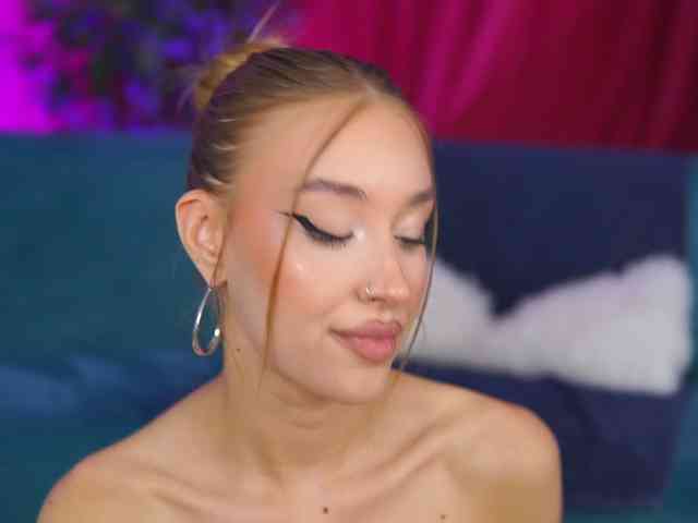 MaryJWatson webcam