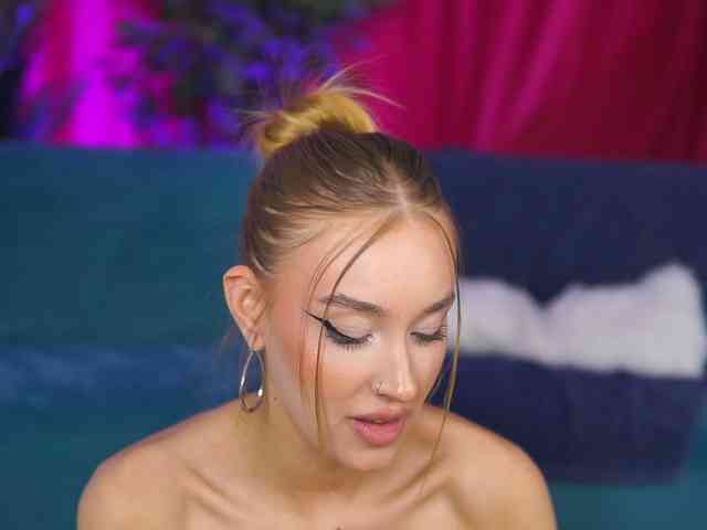 MaryJWatson webcam