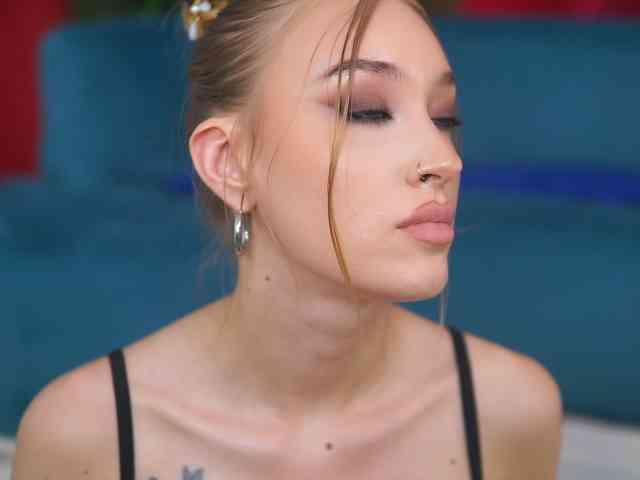 MaryJWatson webcam