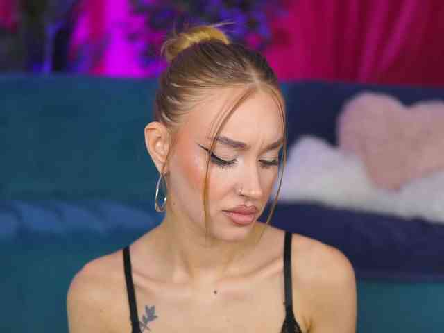 MaryJWatson webcam