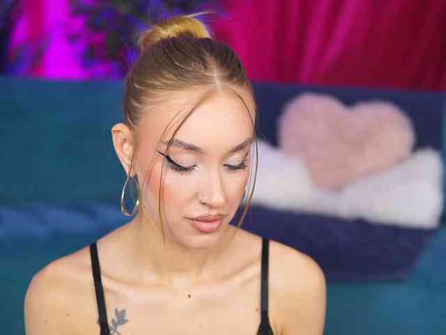 MaryJWatson webcam