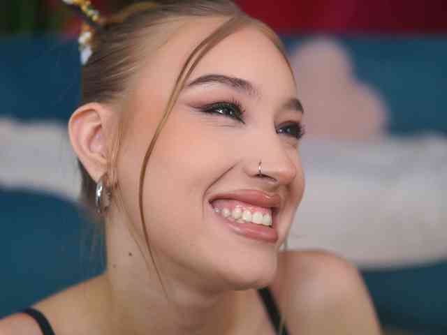 MaryJWatson webcam