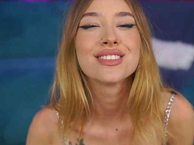 MaryJWatson webcam