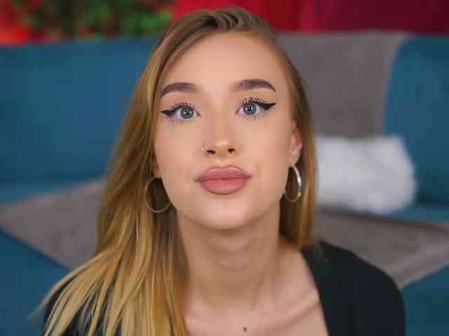 video chat MaryJWatson