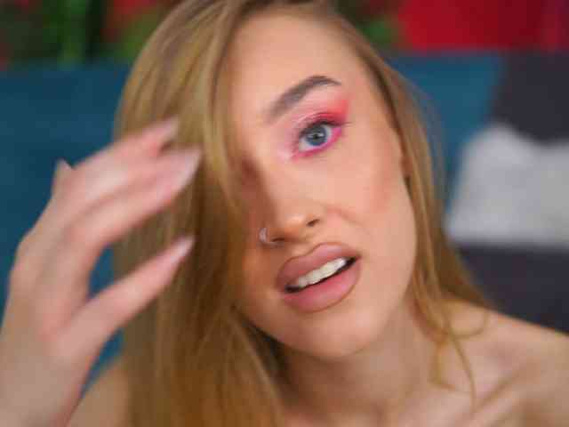 MaryJWatson webcam