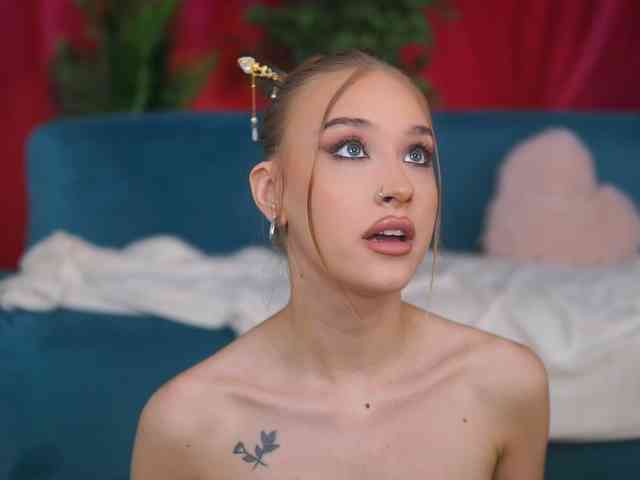 MaryJWatson webcam