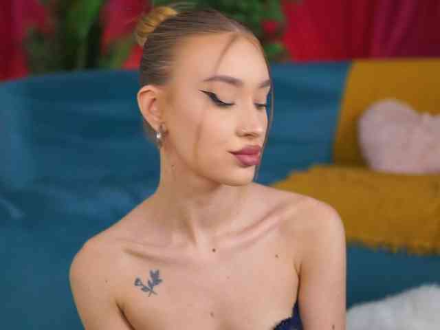 MaryJWatson webcam