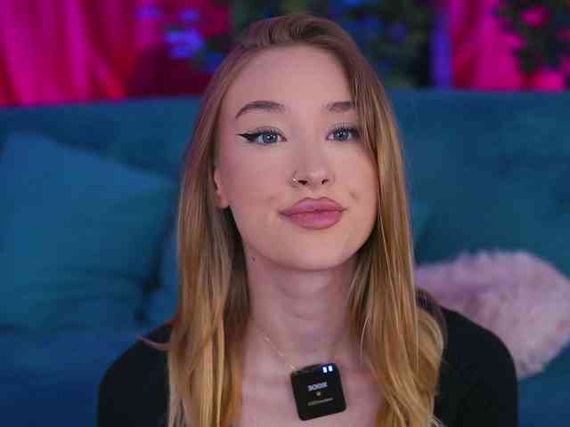 MaryJWatson webcam