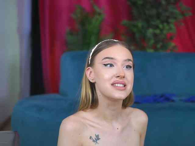 MaryJWatson webcam