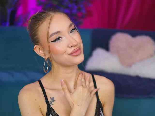 MaryJWatson webcam