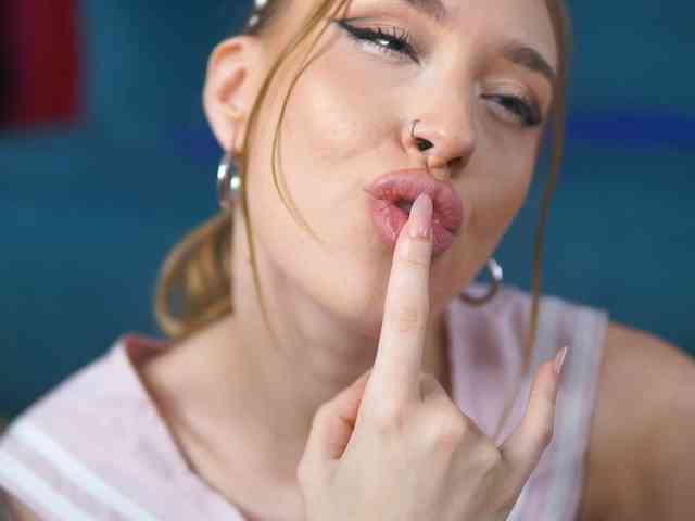 MaryJWatson webcam