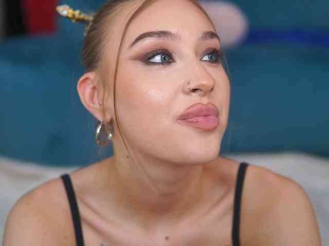 MaryJWatson webcam