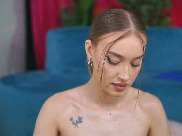 MaryJWatson webcam