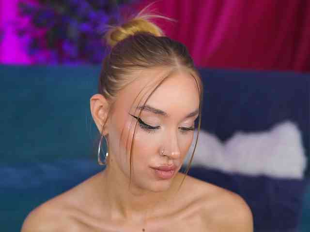 MaryJWatson webcam