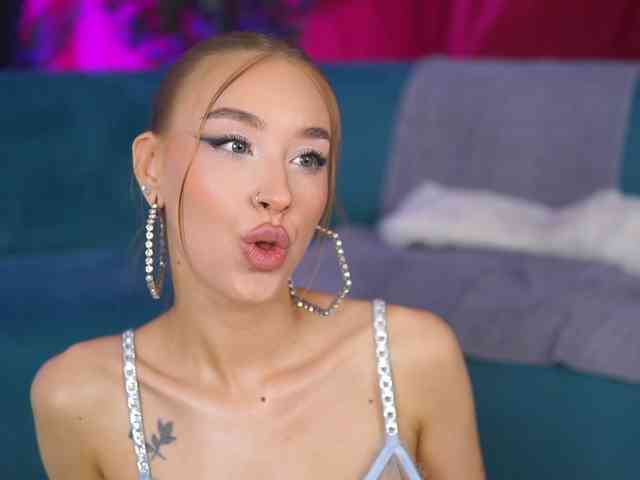 MaryJWatson webcam