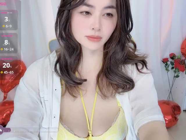 CN-weiwei's BongaCams show and profile