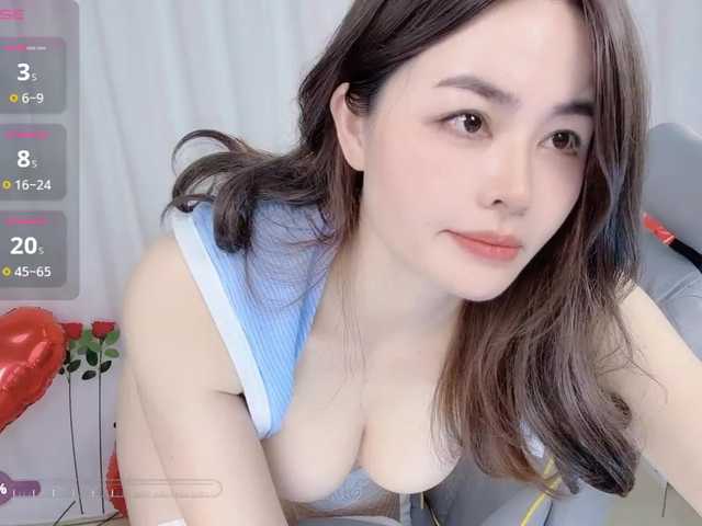 CN-weiwei from BongaCams is Freechat
