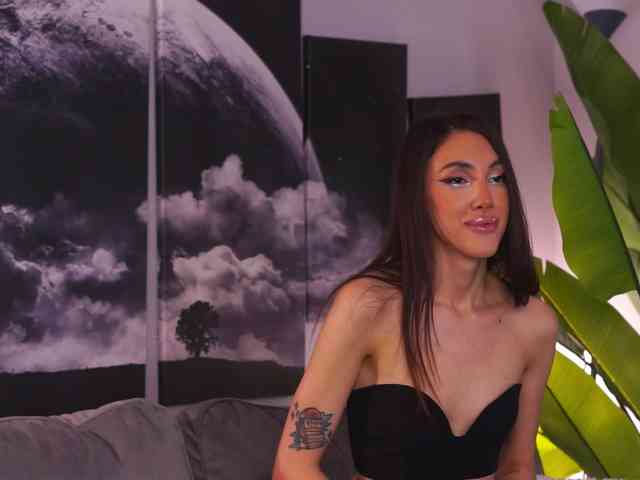random adult cam chat DiannaDior