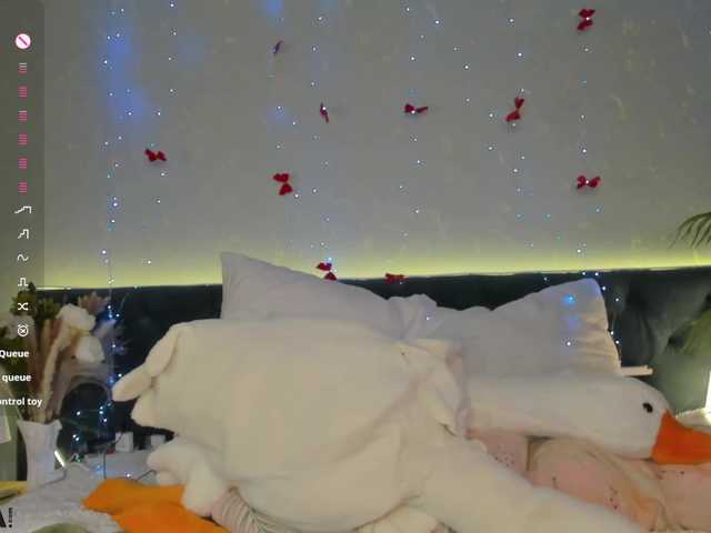 Xna's BongaCams show and profile